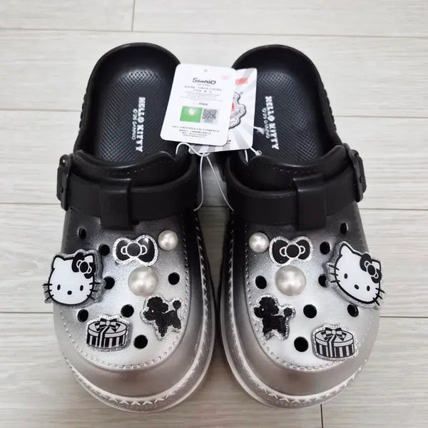 [BUNJANG] Hello Kitty Platform Sandals with Jibbitz (240) / 헬로키티 통굽 샌들 키높이 슬리퍼 키티 지비츠 240 새상품