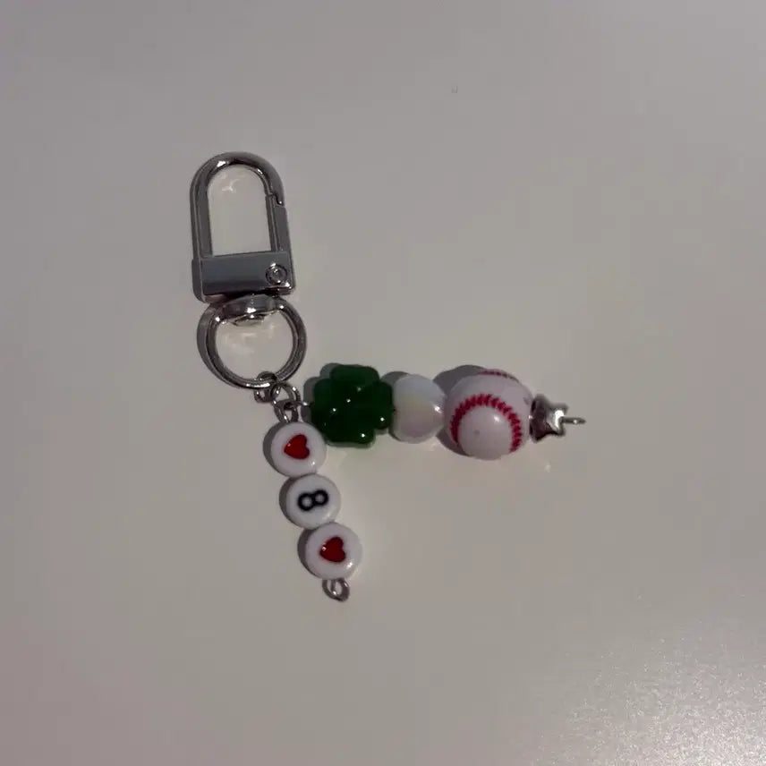 [BUNJANG] Beaded Baseball Initial Keychain / 비즈키링 야구키링 이니셜키링 야구 야구공 키링 등번호 응원