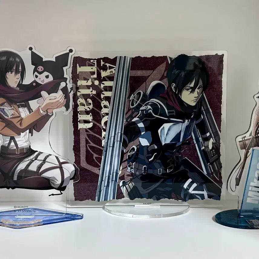 [BUNJANG] Attack on Titan Mikasa Ackerman Acrylic Stand Set / 진격의거인 미카사 아크릴 스탠드 4종 일괄