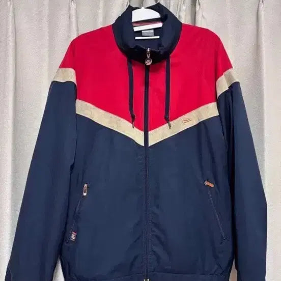 [BUNJANG] Byul's Shop Windbreaker Jacket / 별이삽샵 바람막이