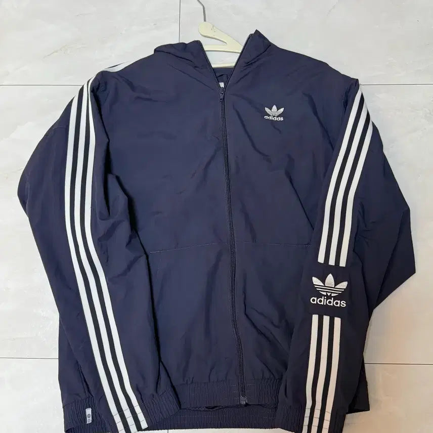 [BUNJANG] Adidas Three-Stripes Windbreaker Navy / 아디다스 삼선 바람막이 네이비