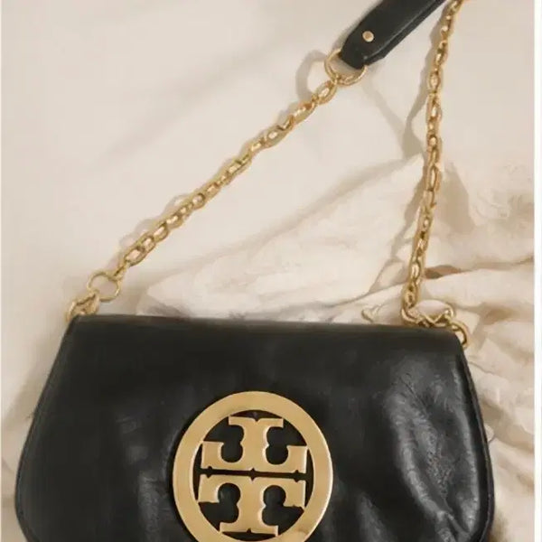 [BUNJANG] Tory Burch Reva Black Gold Logo Chain Clutch Bag / [완전새상품] 정품 토리버치 레바(Reva) 블랙 금장 로고 체인 클러치