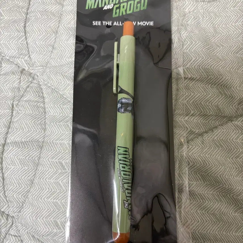 [BUNJANG] The Mandalorian & Grogu Ballpoint Pen / 만달로리안과 그로구볼펜