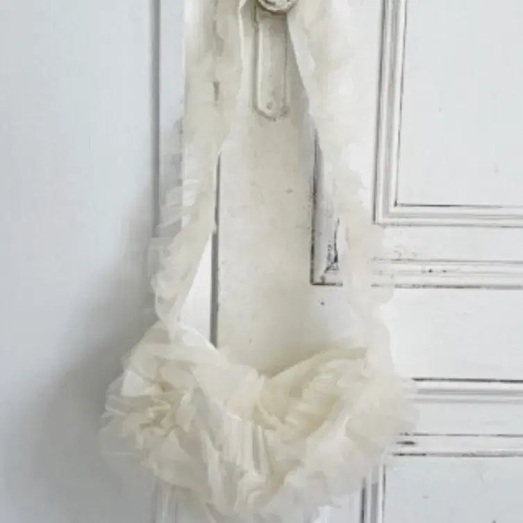 [BUNJANG] Adelio Chiffon Bold Bag Cream / 아델리오 쉬폰 볼드백 가방 크림 새상품