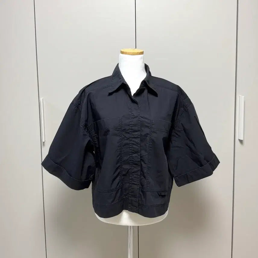 [BUNJANG] ZARA Cropped Shirt Black Size S / ZARA 자라 크롭셔츠 S