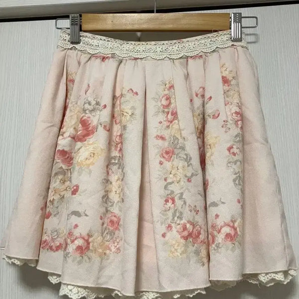 [BUNJANG] LIZ LISA Hanagara Pattern Lace Skirt / 리즈리사 하나가라 패턴 레이스 스커트 히메카지 히메갸루 라떼갸루 플로럴