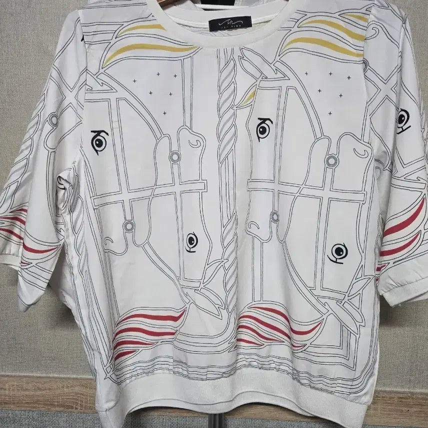 [BUNJANG] J&I TINA Horse Print Blouse / J&I TINA 블라우스