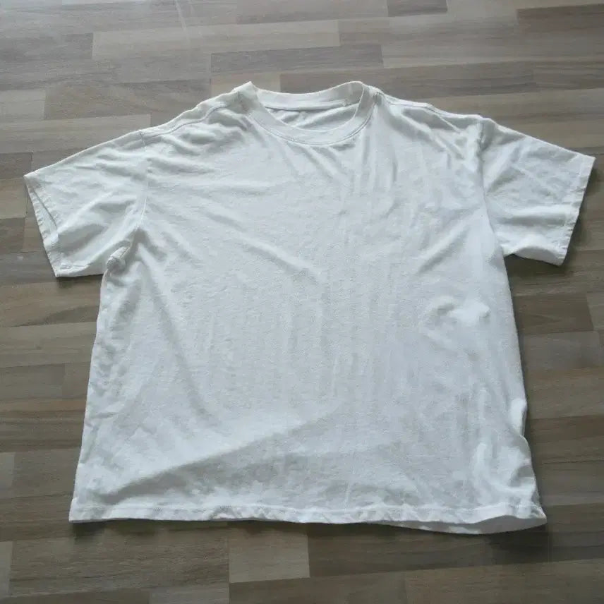 [BUNJANG] Essential T-Shirt Oversized Fit White Cotton Blend Size 105 / 에센셜티셔츠/넉넉한105사이즈/최상급