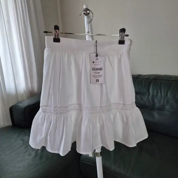 [BUNJANG] MOSS LACE Mini Skirt Size 24 / 미쏘 레이스 미니 스커트 24 새상품