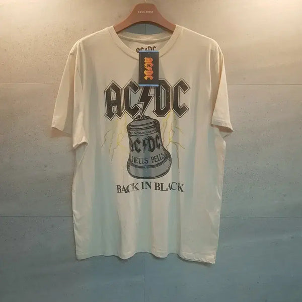[BUNJANG] ACDC Heavy Metal Cream T-Shirt / ACDC. 헬스벨 크림. 반팔티.