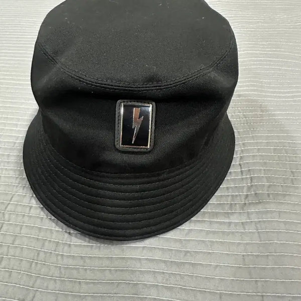 [BUNJANG] Neil Barrett Black Lightning Logo Bucket Hat / 닐바렛 번개 로고 블랙 버킷햇