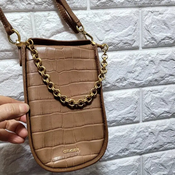 [BUNJANG] GEIGER Crocodile Pattern Chain Mini Crossbody Bag / GEIGER 악어 패턴 체인 미니크로스백