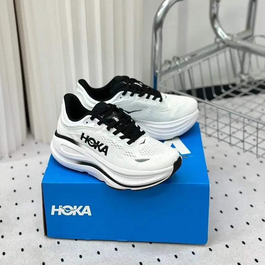 [BUNJANG] Hoka Running Shoes 1162011-WBLC / 호카 운동화 1162011-WBLC