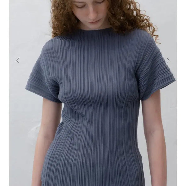 [BUNJANG] LE17SEPTEMBRE Mockneck Short Sleeve Top - Blue, Size 38 / le17septembre mockneck short sleeve top