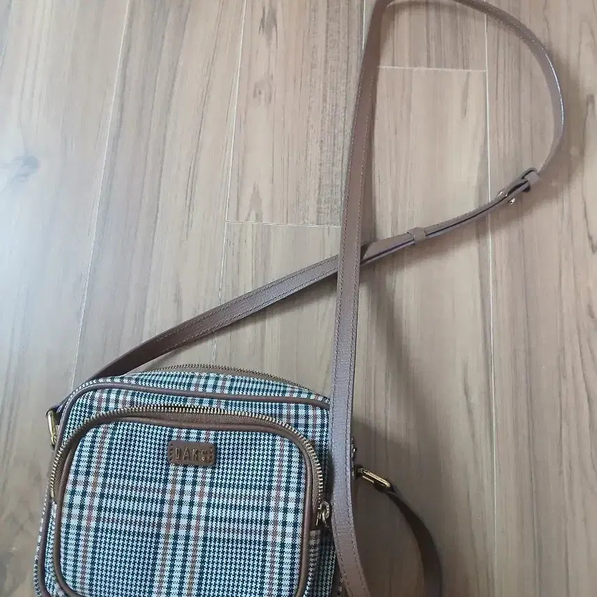 [BUNJANG] Daks Check Crossbody Bag Brown / 닥스 체크 크로스백 브라운