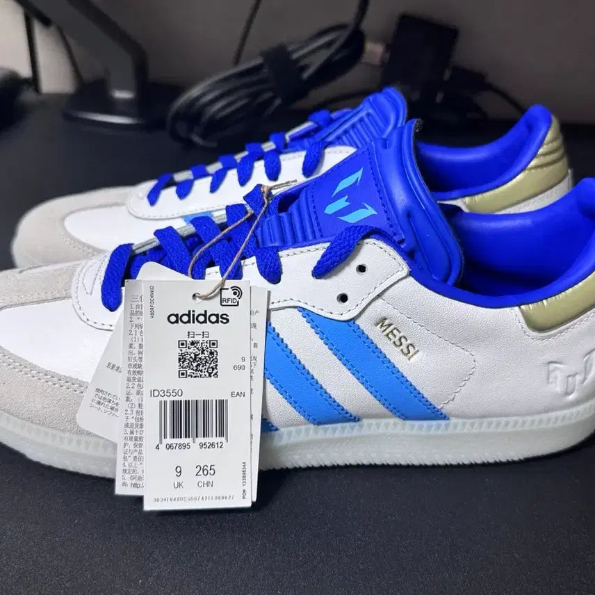 [BUNJANG] Adidas Samba Messi White Blue Gold / [275]아디다스 메시 삼바 화이트 블루 골드