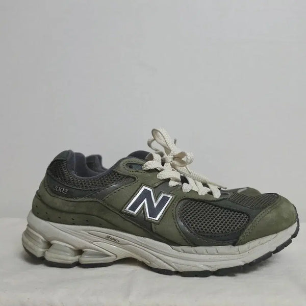[BUNJANG] New Balance 2002R Grape Leaf Sneakers (235) / 235뉴발란스 2002R 그레이프 리프  -1090