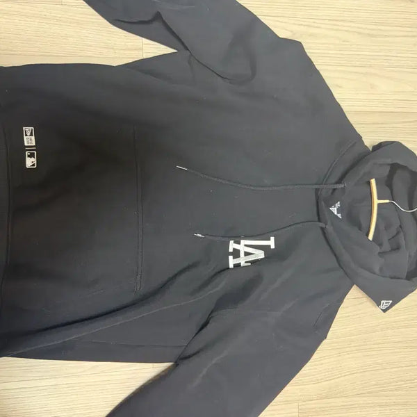 [BUNJANG] New Era LA Dodgers Black Hoodie / 뉴에라 LA다저스 후드티 블랙