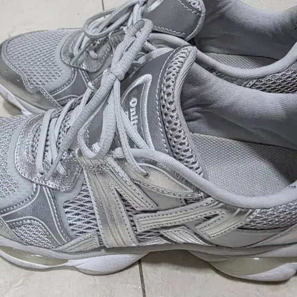 [BUNJANG] Onitsuka Tiger T-GEL LYTE TIGRUN Pure Silver / *오니츠카타이거 티그런 TIGRUN 퓨어실버 / 265사이즈