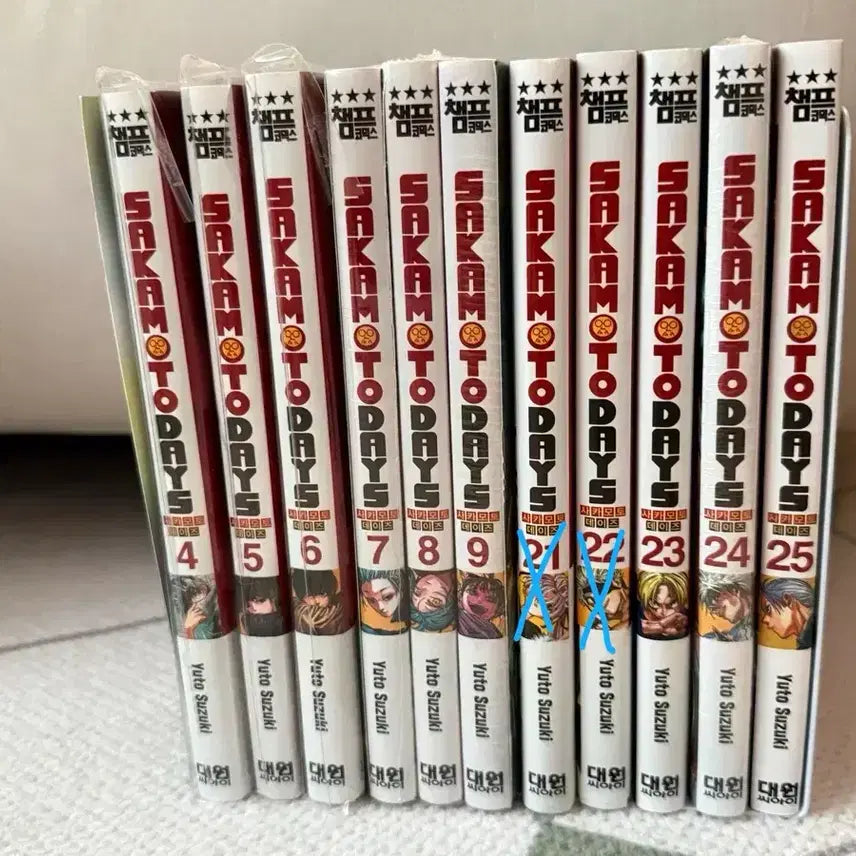 [BUNJANG] Sakamoto Days Manga Volume Set with Exclusive Bonus Items / 사카모토데이즈 만화책, 북엔드(특전), 아크릴보드(제일복권) 일괄