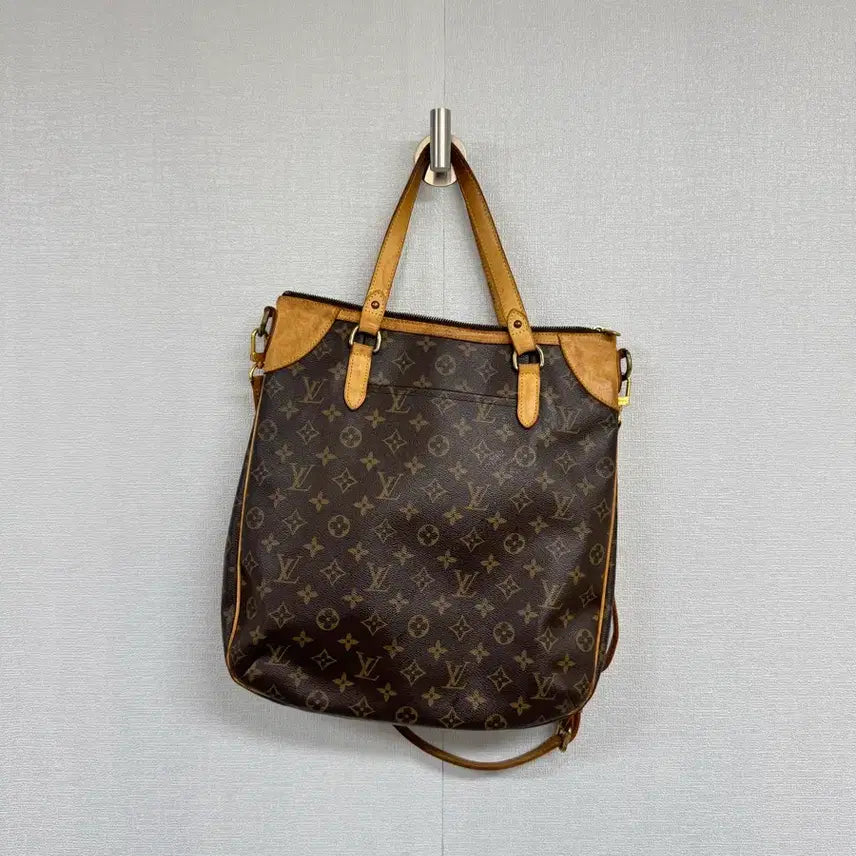[BUNJANG] Louis Vuitton Odeon Monogram Crossbody Bag / 루이비통 오데온 모노그램 크로스백