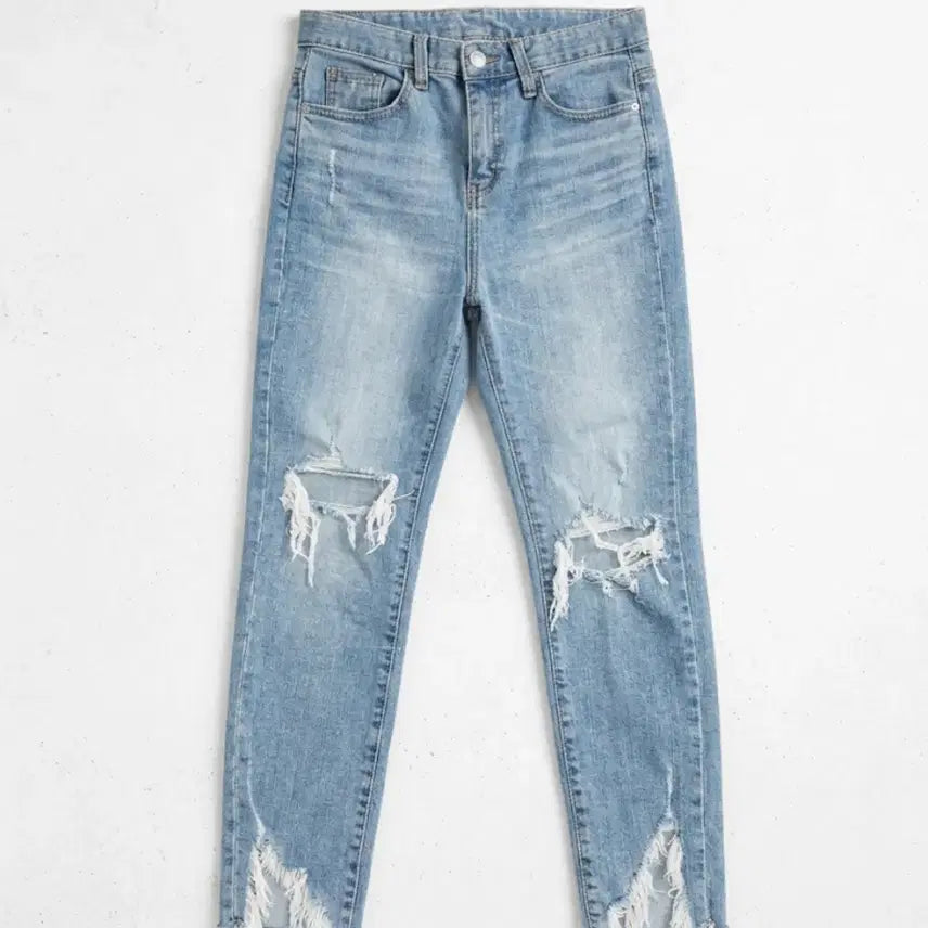 [BUNJANG] KC Market Women's Distressed Jeans (S) / 여성 찢청 KC MARKET S 1D2-6