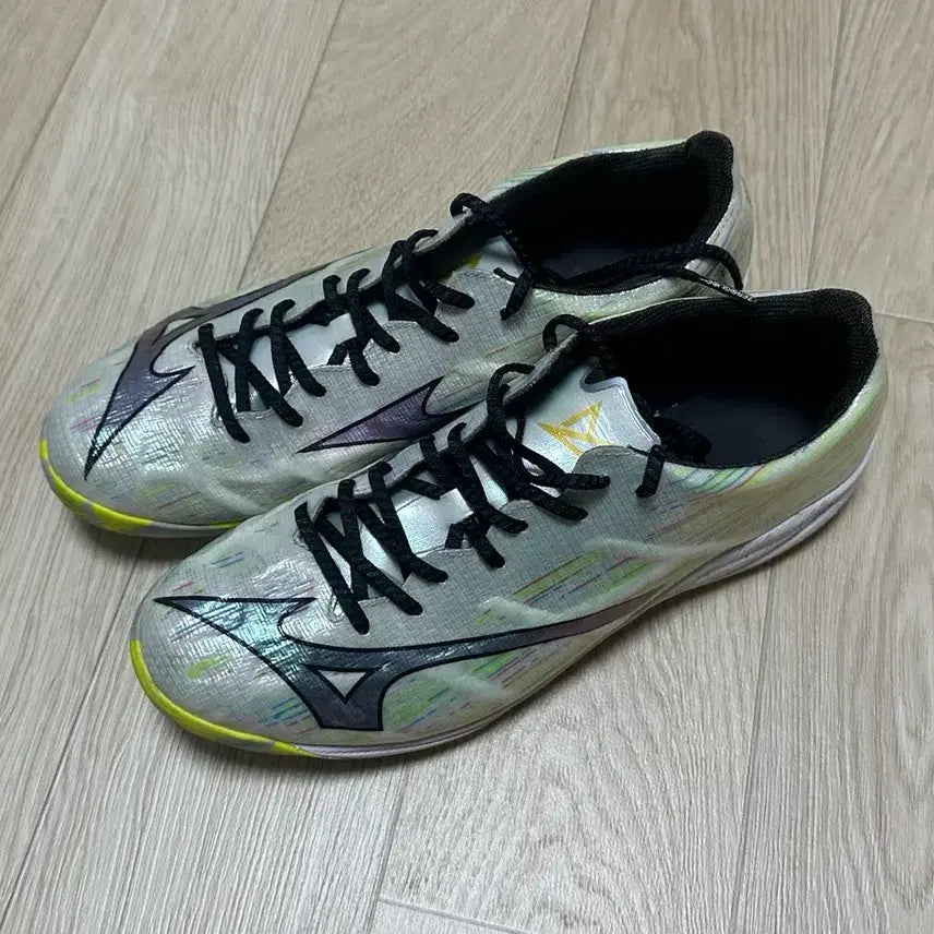 [BUNJANG] Mizuno Alpha 2 Elite AS Cleats (Size 255) / 미즈노 알파2 엘리트 as 255