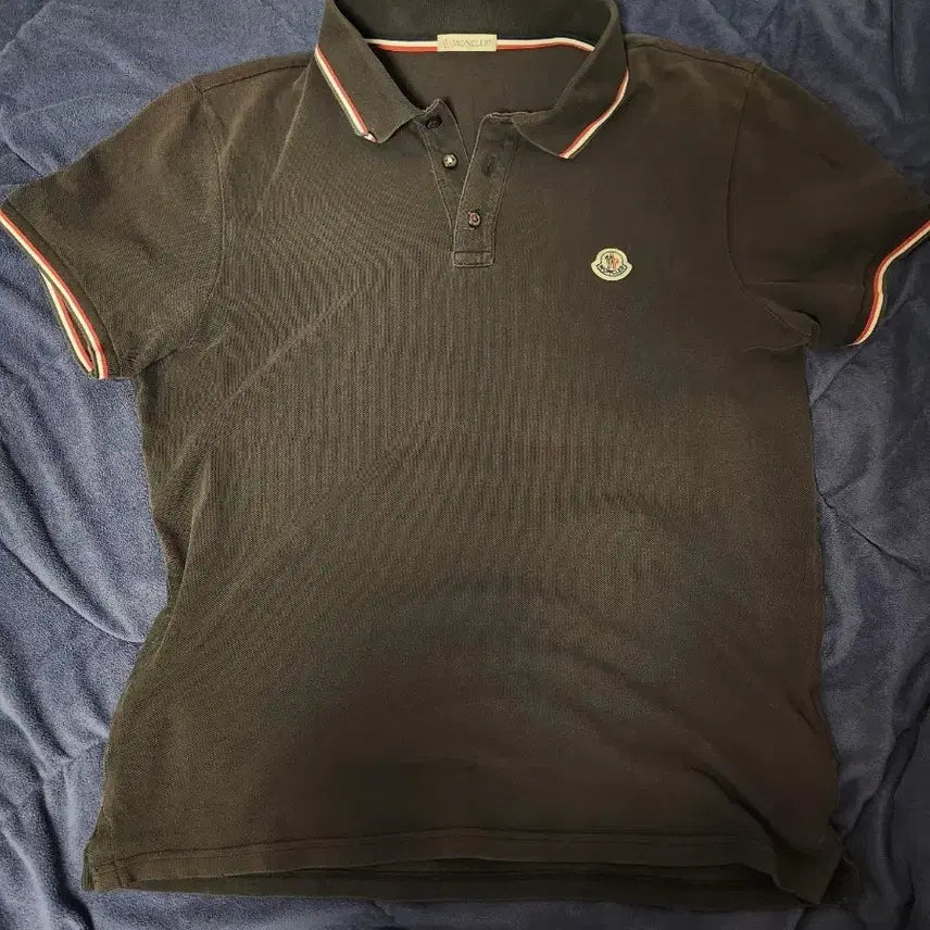 [BUNJANG] Moncler Men's Short-Sleeve Polo Shirt / 몽클레어 반팔 카라티 판매합니다