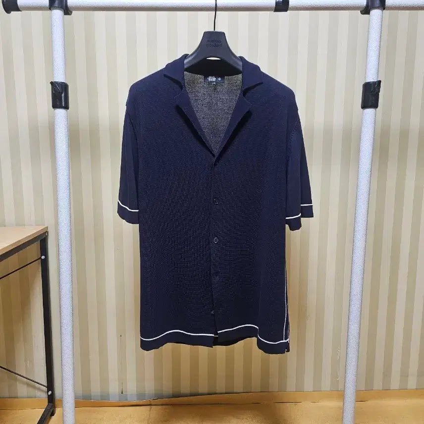 [BUNJANG] MOTB Open Collar Knit Cotton Navy / 맨온더분 니트 코튼 M