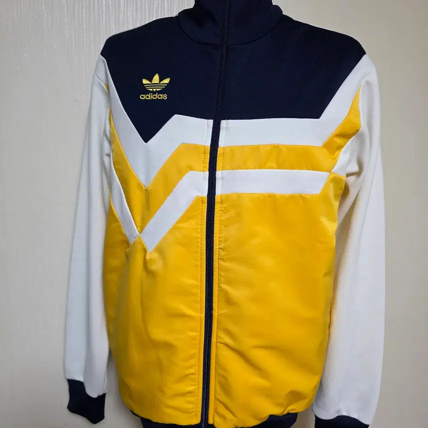 [BUNJANG] Adidas Old School Track Top Jersey Size 100 / 아디다스 올드스쿨 트랙탑 져지 사이즈 (100)