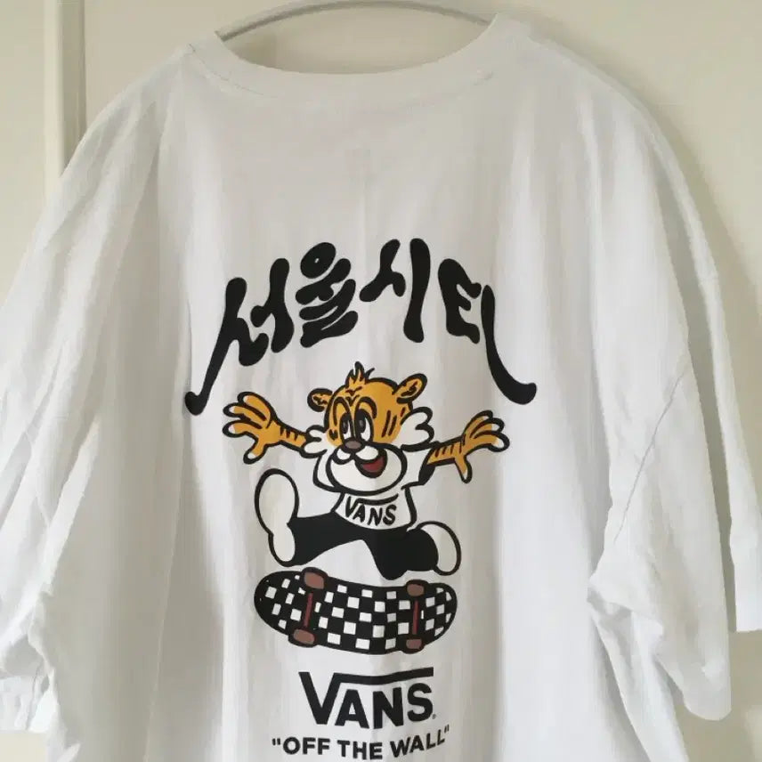 [BUNJANG] Vans Seoul City Oversized T-Shirt White M / 반스 서울시티 반팔 티셔츠 화이트 M 오버핏