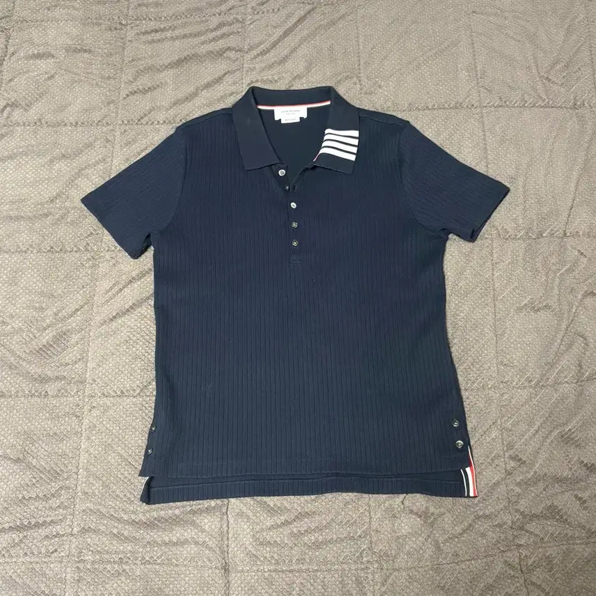 [BUNJANG] Thom Browne Neckline Collar Knit Short Sleeve, Size 2 / 톰브라운 넥라인 카라 니트반팔 2사이즈