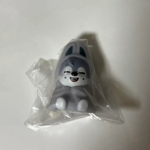 [BUNJANG] Stray Kids SKZOO Wolf Chan Mood Light Gacha / 스키즈 스키주 울프찬 SKZOO 무드등 라이트 가챠