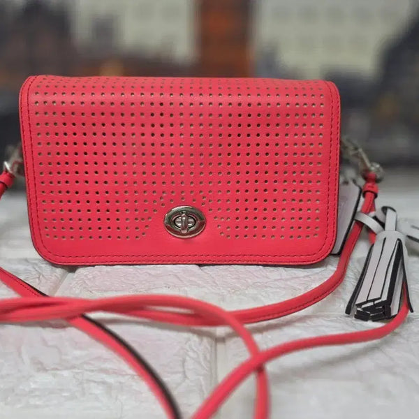[BUNJANG] Coach Legacy Perforated Leather Penny Crossbody Bag / 코치 여성 미니크로스백 레거시 퍼포레이티드 레더 페니 크로스바디 GE56