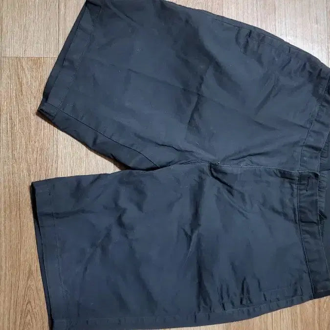 [BUNJANG] Uniqlo Dark Khaki Chino Shorts & Swim Pants Set / 유니클로 다크카키반바지,스윔팬츠 2종