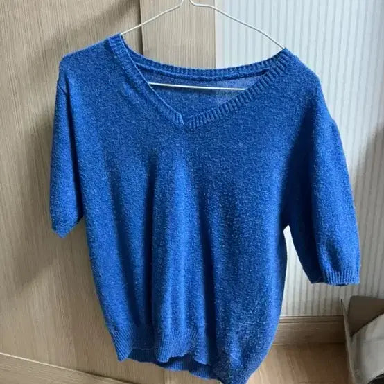 [BUNJANG] V-Neck Knit / 브이넥 니트