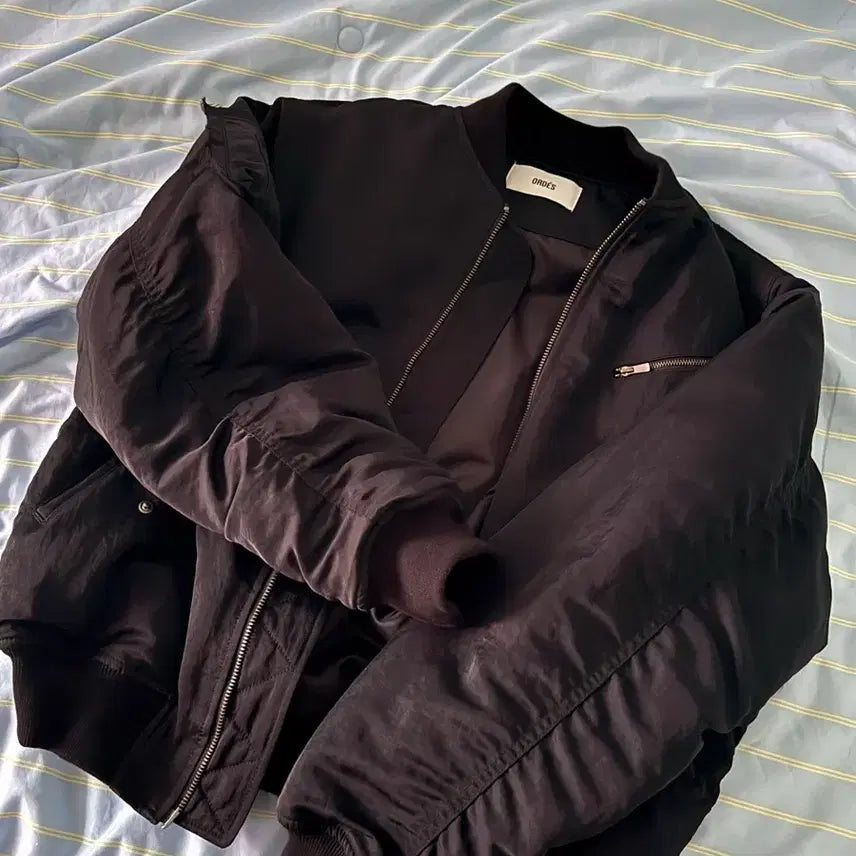 [BUNJANG] Ordes Distressed Oversized Bomber Jacket Black / Ordes 디스트레스드 오버사이즈 봄버 자켓 블랙
