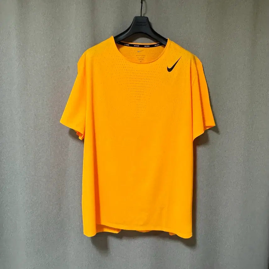[BUNJANG] Nike Aeroswift Dri-FIT ADV Short Sleeve Running Top / 나이키 에어로스위프트 드라이핏 ADV 반팔 러닝 탑