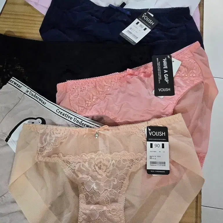 [BUNJANG] Women's Size 90 Panties - 7 Piece Set / 90사이즈여자팬티 7장 9000원