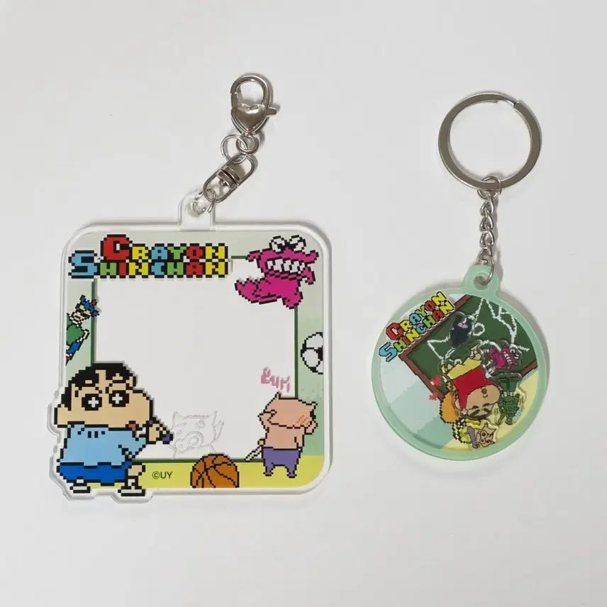 [BUNJANG] Crayon Shin-chan Pixel Frame + Shaker Keyring Set / 픽셀 짱구 액자 + 쉐이커 키링 2종