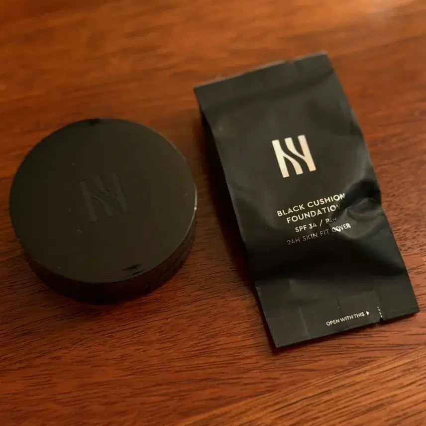 [BUNJANG] Hera Black Cushion 21N1 Vanilla (with Refill) / 헤라 블랙 쿠션 21N1 바닐라