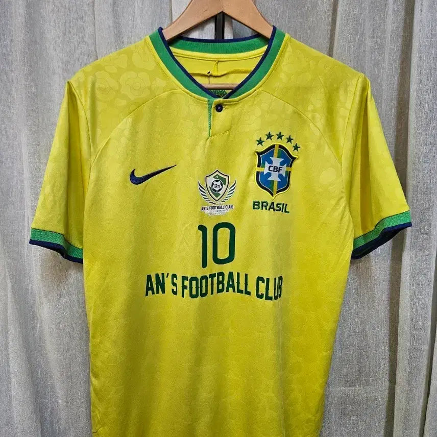 [BUNJANG] Nike Brazil National Football Team 10th Anniversary Jersey / 나이키 브라질 축구 유니폼 10번