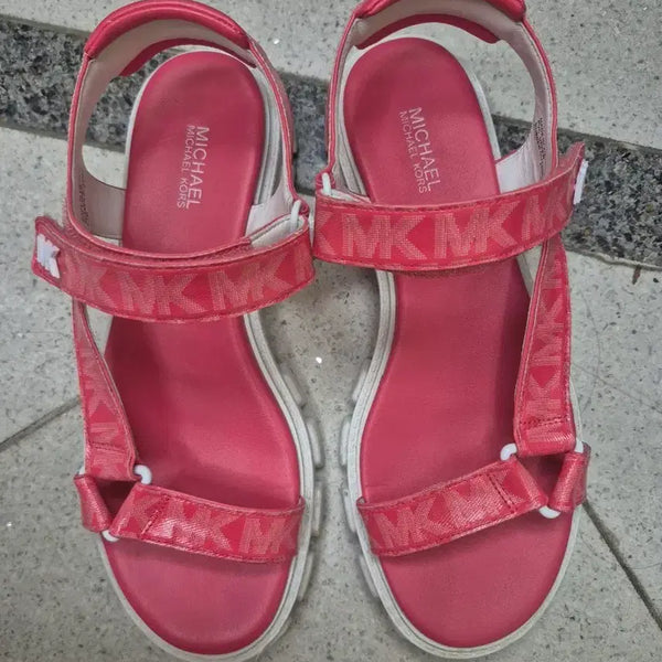 [BUNJANG] Michael Kors Pink Logo Sandals / 마이클코어스 핑크 샌들