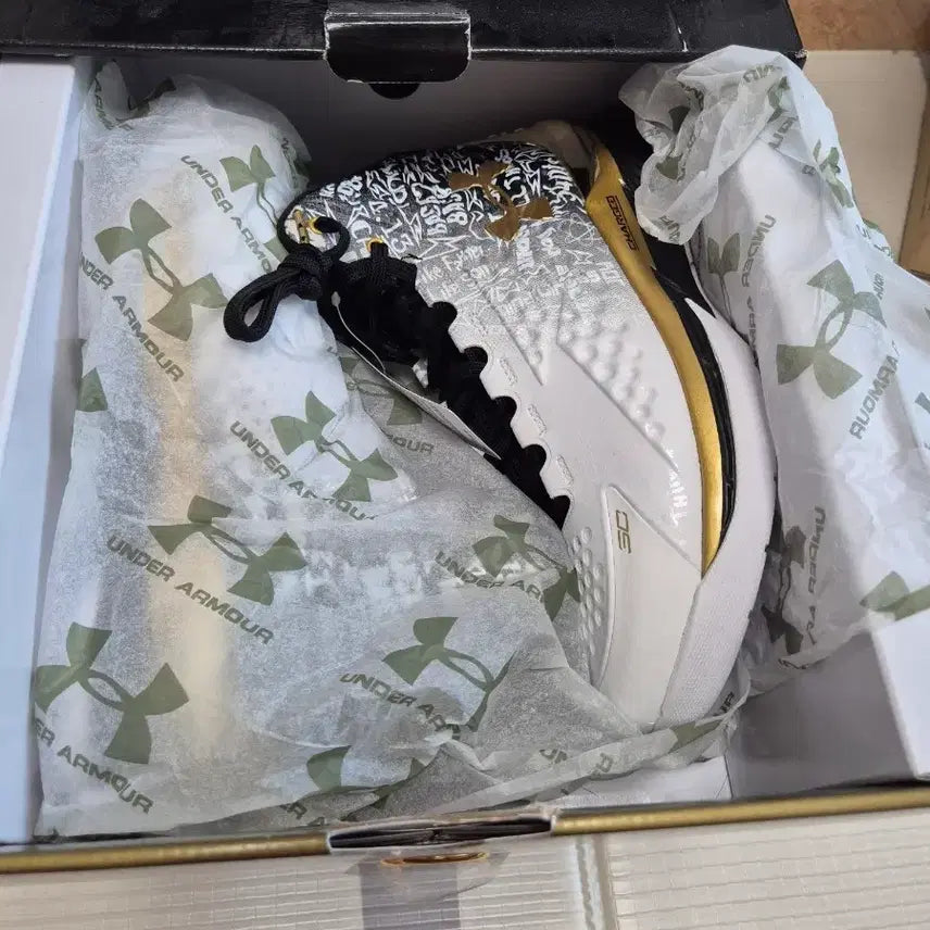 [BUNJANG] Under Armour Curry Pack Basketball Shoes (260mm) / 언더아머 커리 팩 새상품 260