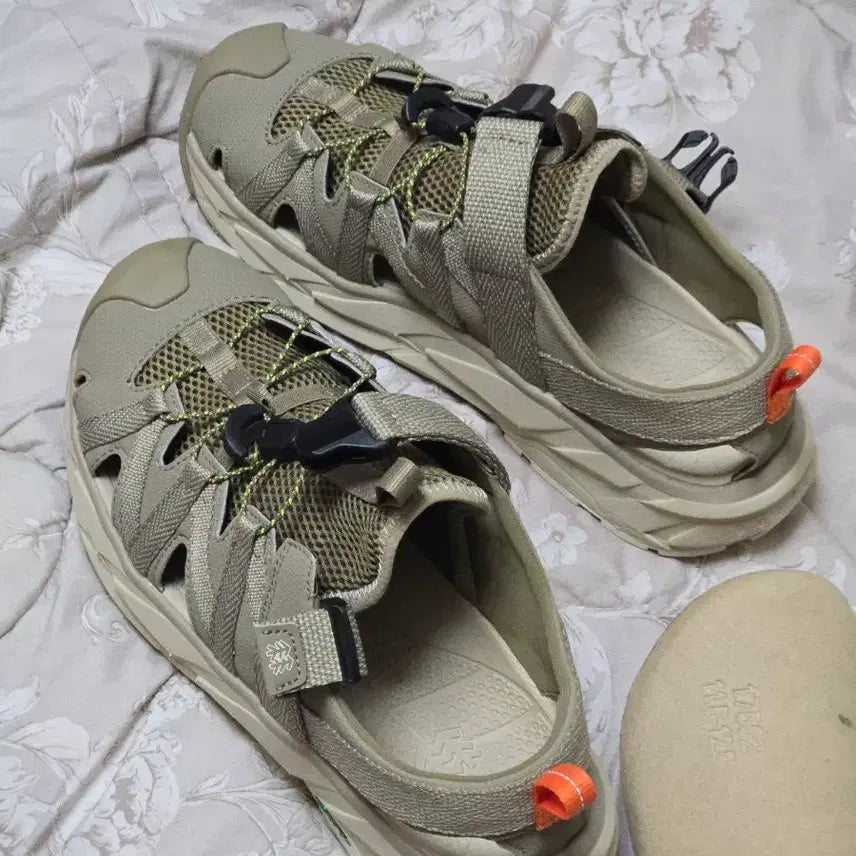 [BUNJANG] KOLON SPORT Dragon Hiking Sandals 280mm Olive / 코오롱 스포츠 하이킹 샌들 드래곤 280mm 올리브 컬러 판매합니다