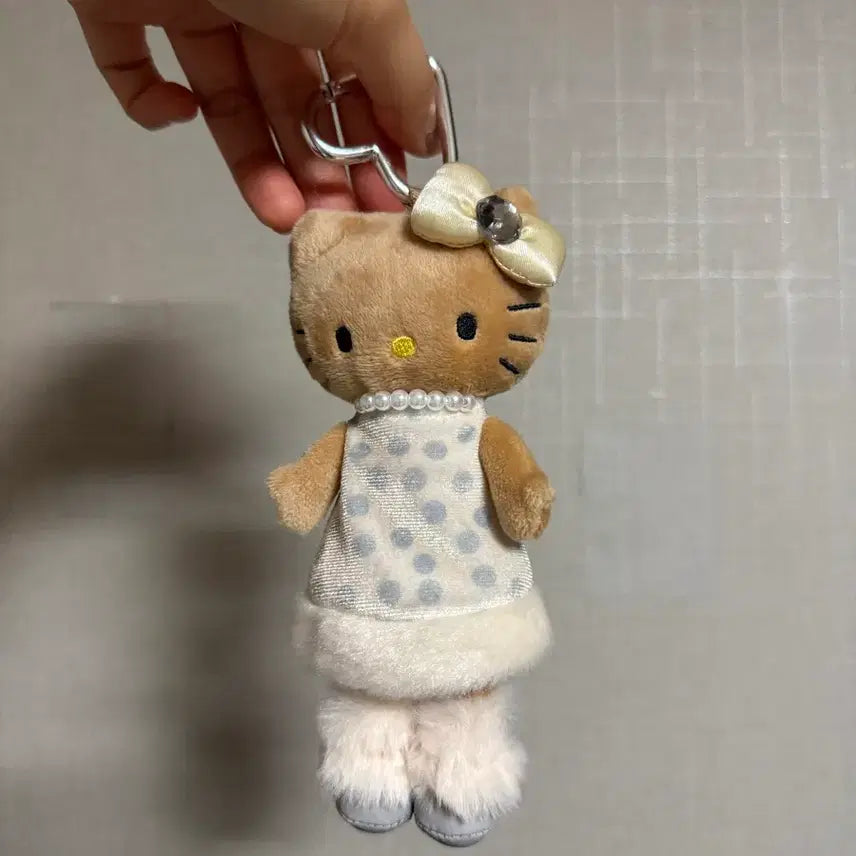 [BUNJANG] Sanrio Hello Kitty Garu Kitty Long Legs Version Plush Doll / [새상품] 산리오 헬로키티 갸루키티 롱다리 버전 팝니다