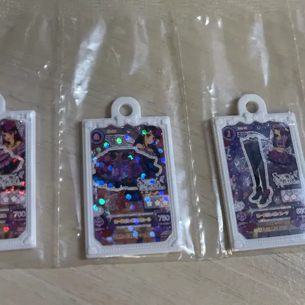 [BUNJANG] Aikatsu! Purple Gacha Ichigo Hoshimiya Badge Plush / 아이카츠 보라 가챠 양도 키링 라임 마린 이치고 메지루시 누이