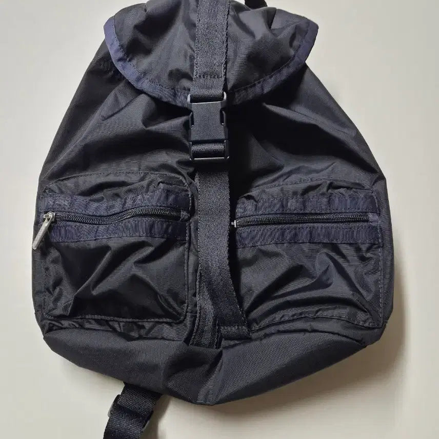 [BUNJANG] Lesportsac Voyager Backpack Navy / 레스포삭 스몰 보이저 백팩