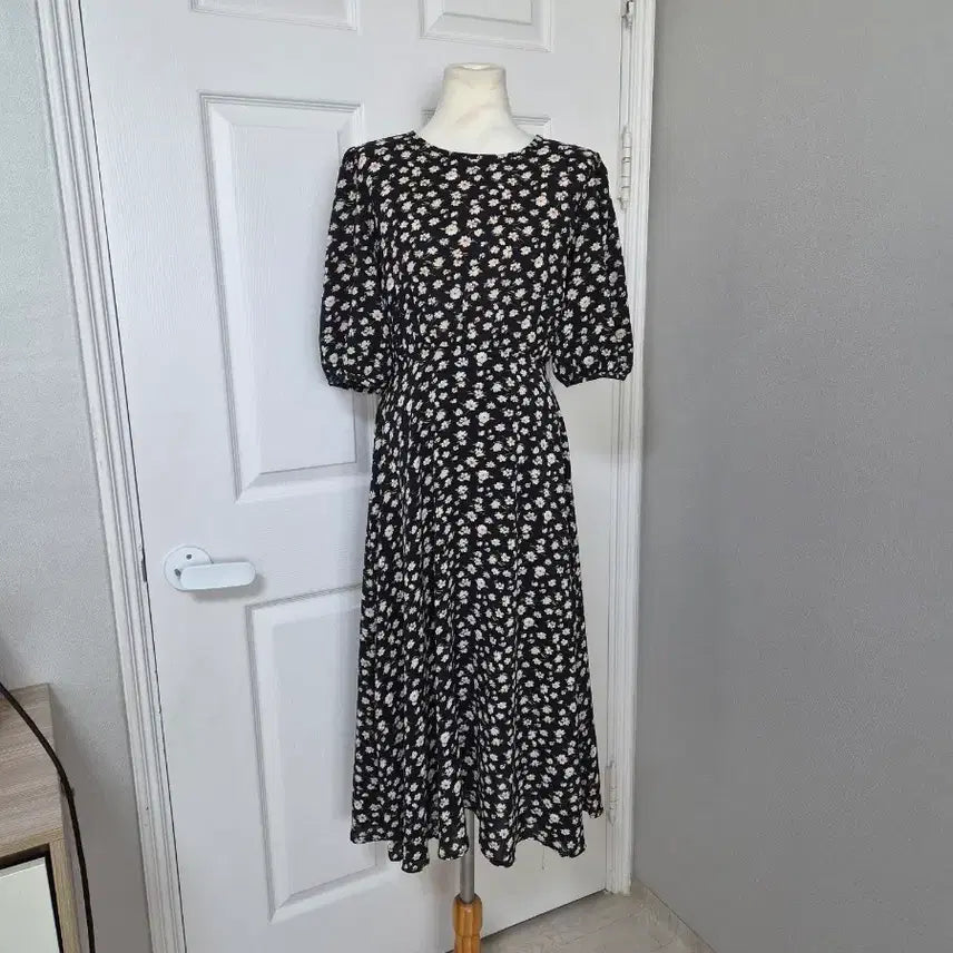 [BUNJANG] Coco Blanc Short Sleeve Long Dress / (새상품)코코블랑 반팔 롱원피스 55~66반