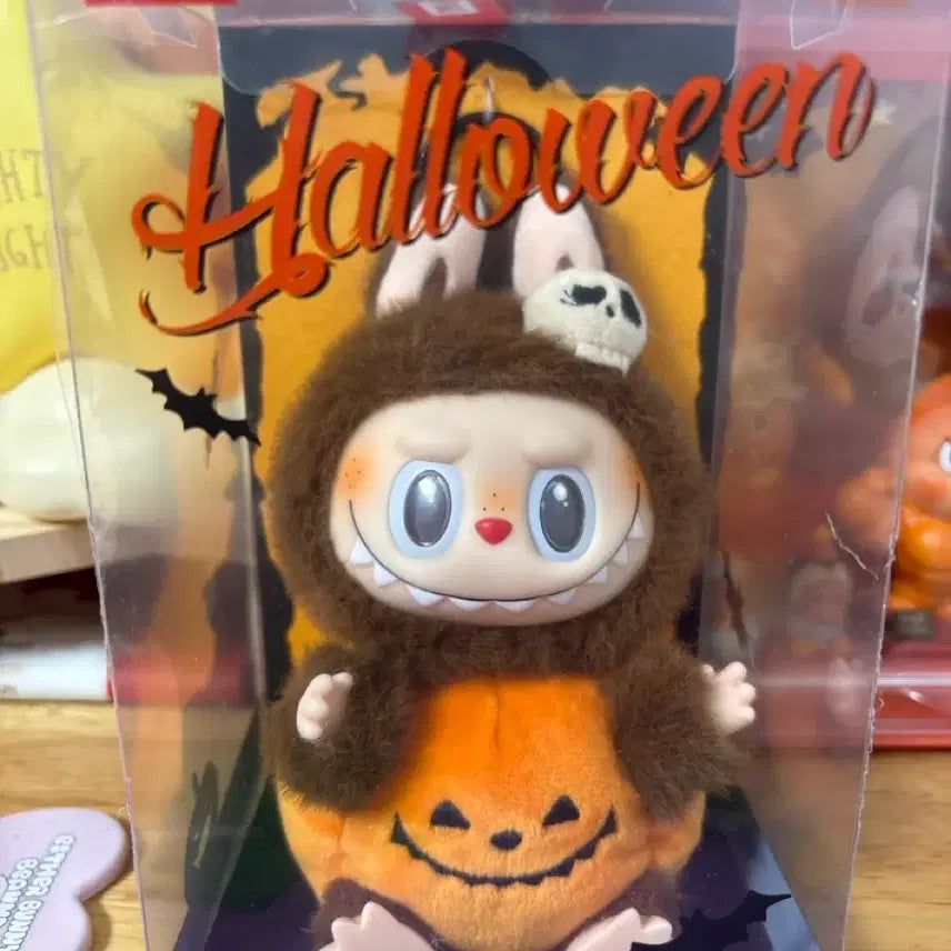 [BUNJANG] Pop Mart Labubu Pumpkin Plush Keyring / 정가이하)팝마트 라부부 펌킨 인형키링